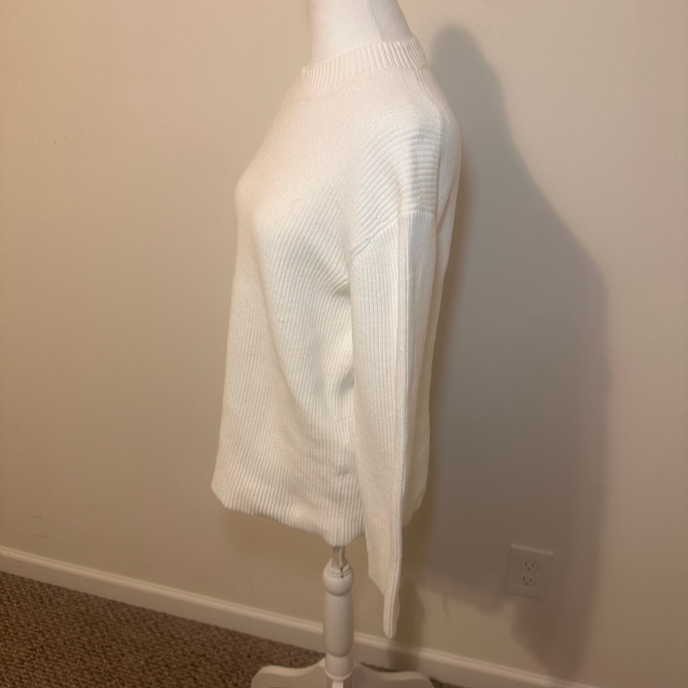 Vince White Crew Neck Sweater Size Small - Picture 2 of 6